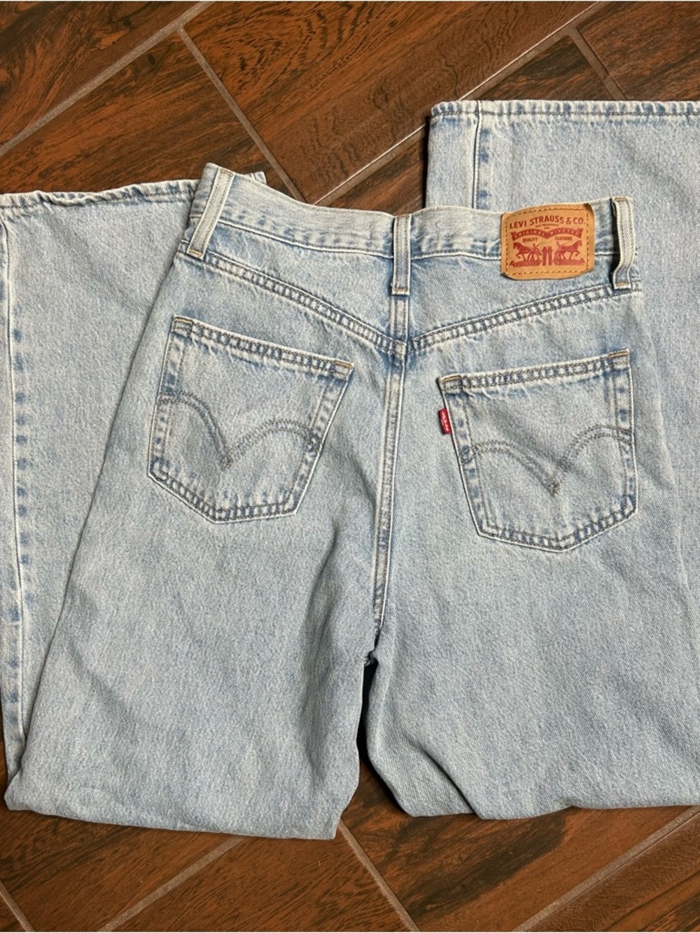 Levi’s High Waisted Straight Jeans NWOT - Picture 6 of 7
